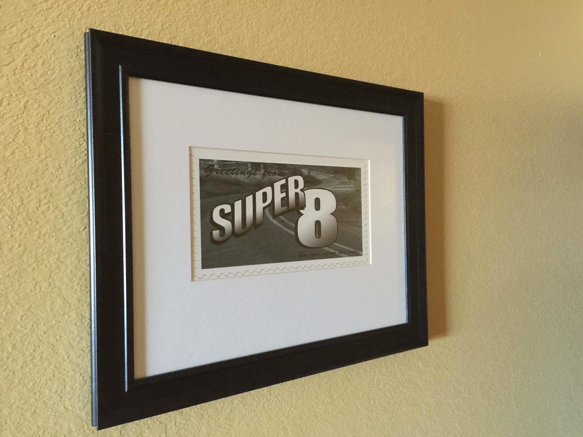 Super 8 By Wyndham Cedar Stadt Exterior foto